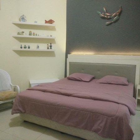 Enny'S Guest House Malang Exterior foto