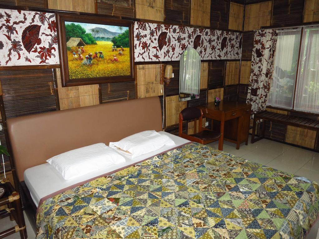 Enny'S Guest House Malang Quarto foto